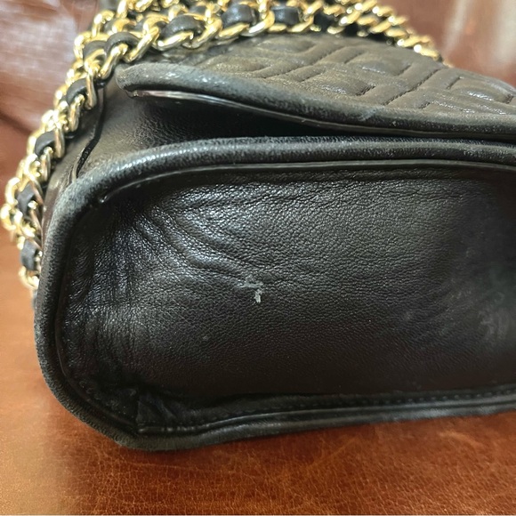 Tory Burch Leather Fleming Medium Shoulder Bag - Picture 10 of 15